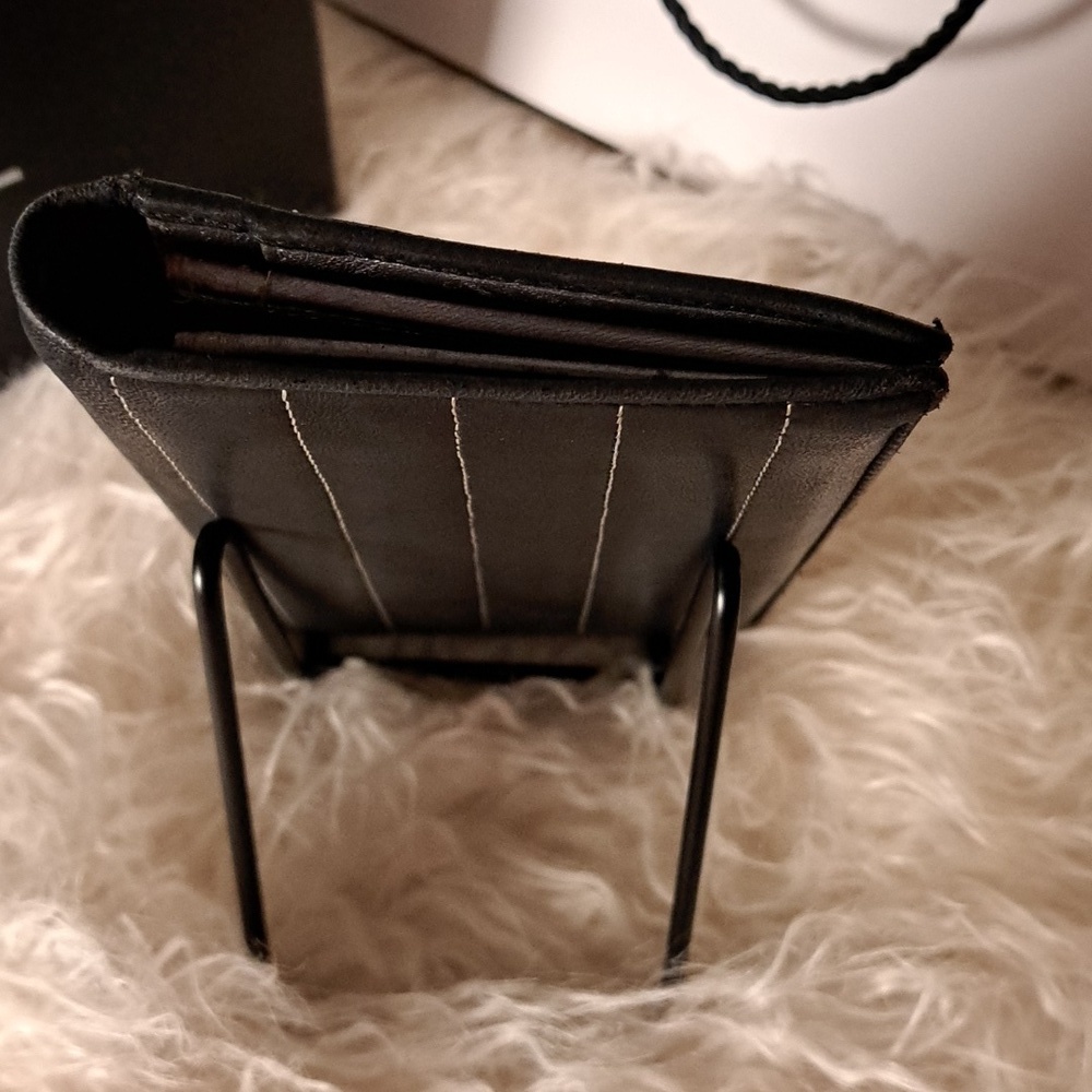 Chanel Mademoiselle Wallet in Good Condition - Picture 9 of 17